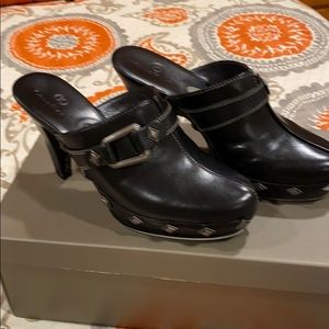 COLE HAAN CLOGS